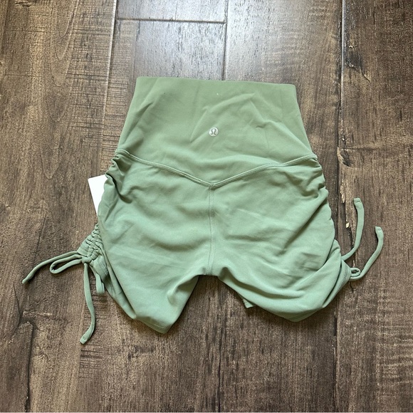 LULULEMON Align Ruched Shorts - Picture 2 of 2
